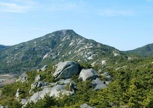 백화산